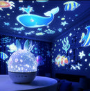 Projetor luminária Infantil Mundo Mágico.